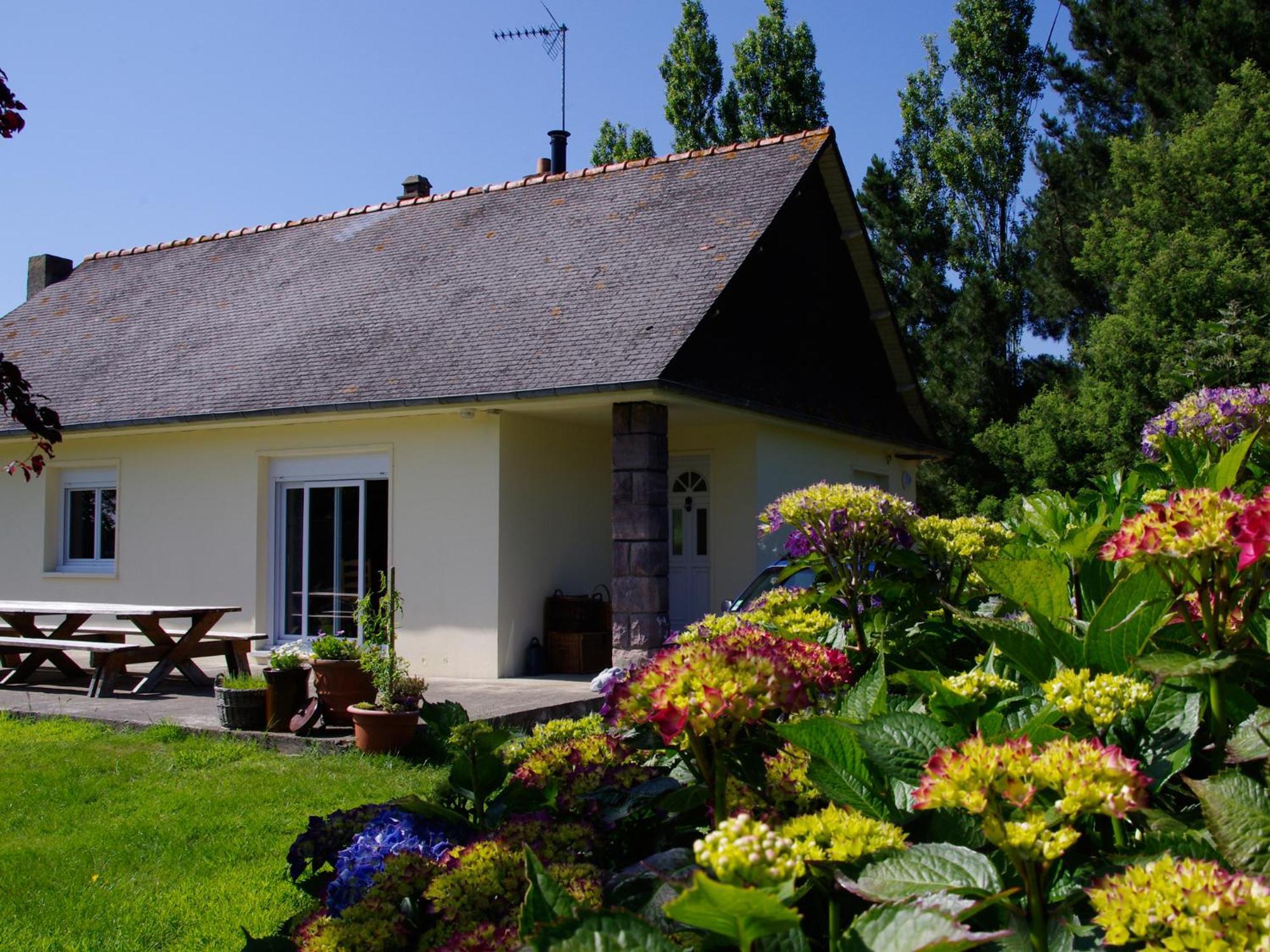 Chatelet Camelot Plouha Exterior foto